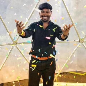 Meet your Posher, Yohance